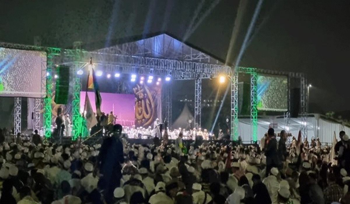 Mengintip Fenomena Gen Z di Reuni 212, Mencari Ilmu di Tengah Keramaian