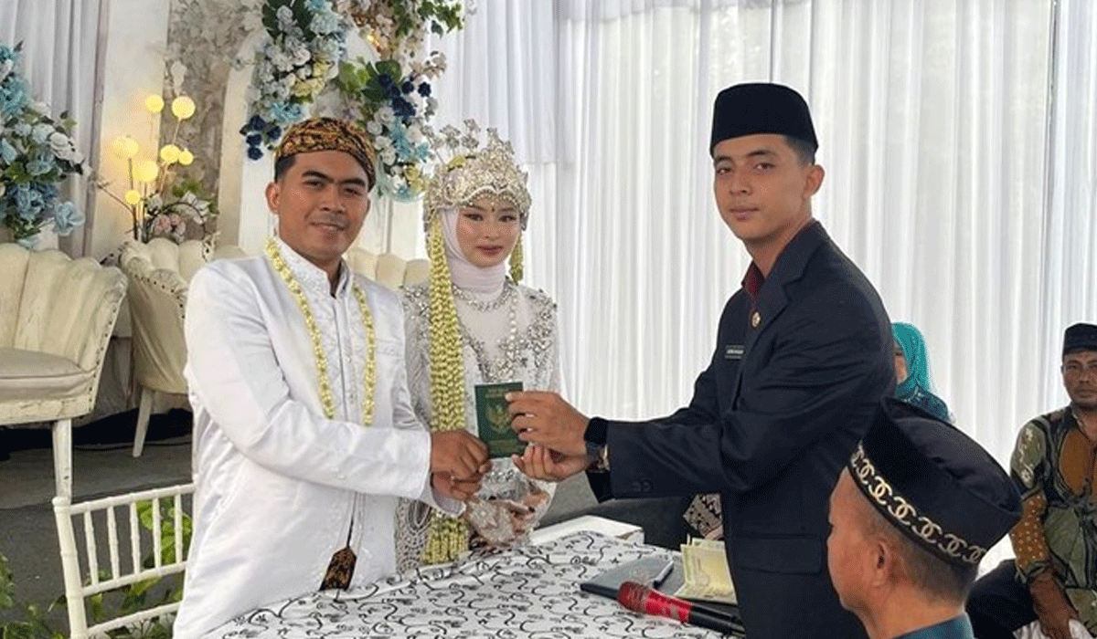 Penghulu Gen Z Alfin Viral, Cara Uniknya Kenalkan Program KUA ke Anak Muda